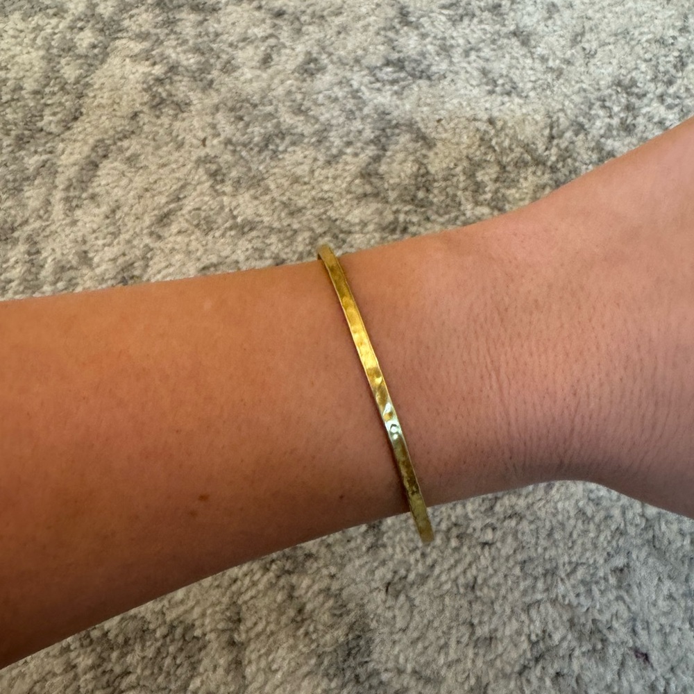 Julie Vos Crescent Bangle size medium